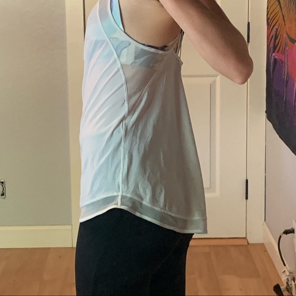 white lululemon exercise tank top - Picture 3 of 5